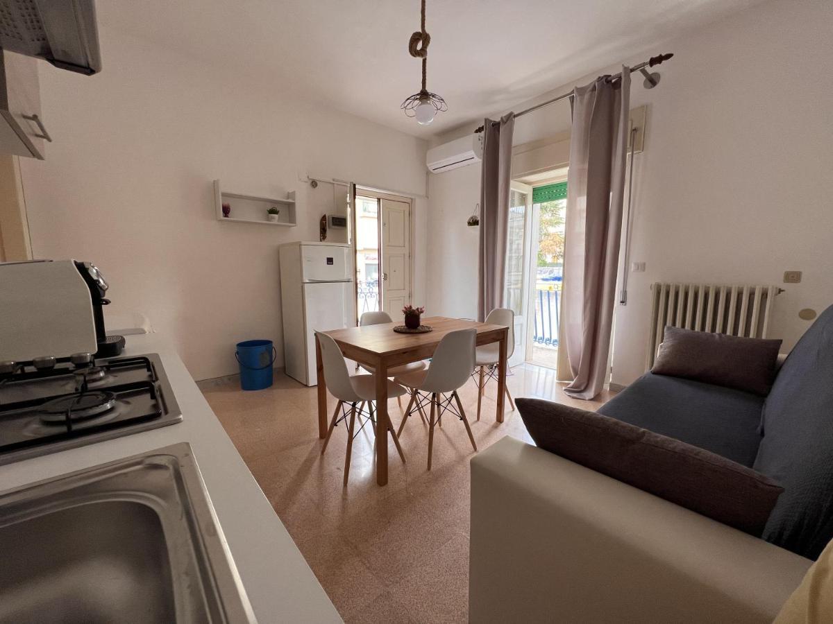 Appartamento Casa Della Nonna Martina Franca Esterno foto
