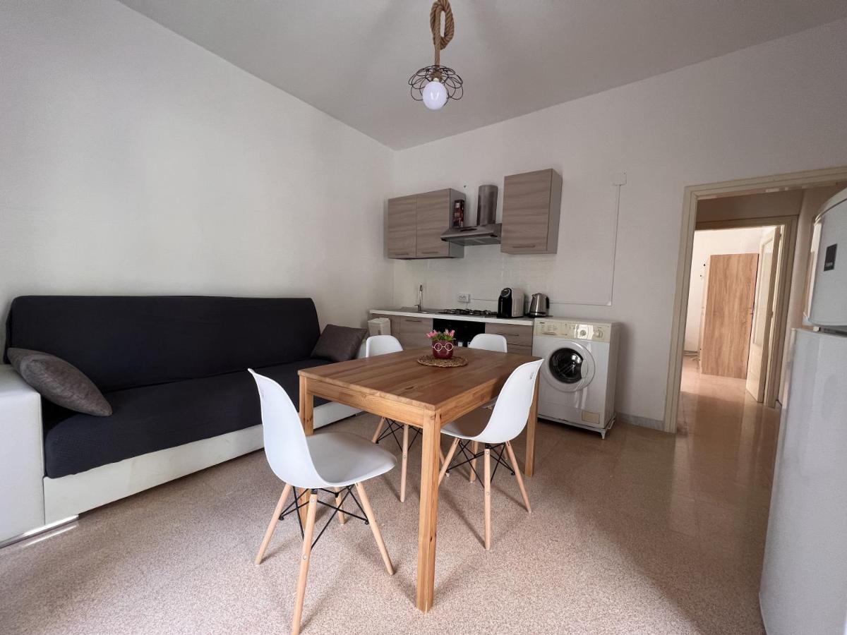 Appartamento Casa Della Nonna Martina Franca Esterno foto